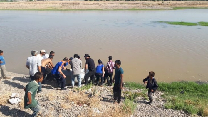 Dicle Nehri'nde iki çocuk kayboldu