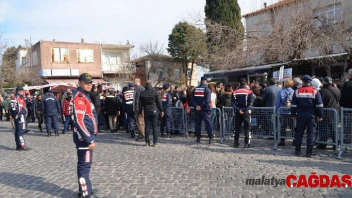 Didim'de ÇED toplantısı öncesi arbede