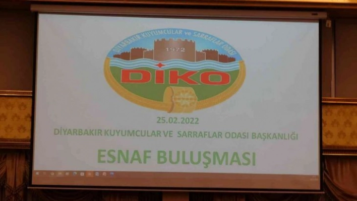 DİKO Başkanı Yüksel, esnaflarla değerlendirme toplantısı için bir araya geldi