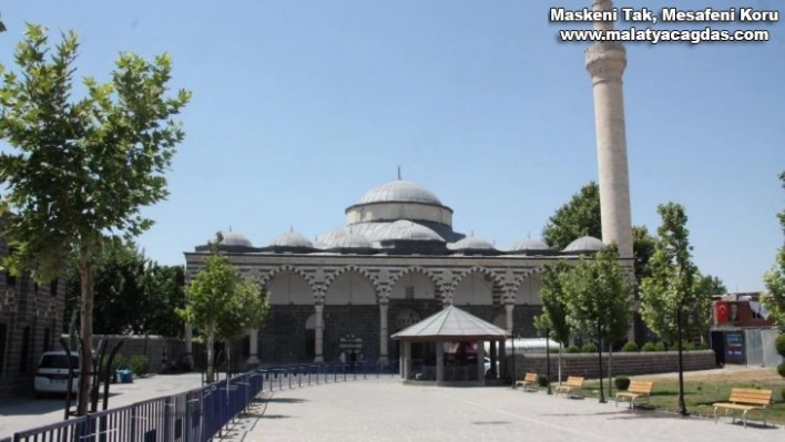 Diyarbakır'da 15 Temmuz etkinlikleri Kurşunlu Cami meydanında yapılacak