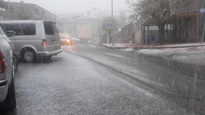 Diyarbakır'da bir ilçede eğitime bir gün ara verildi