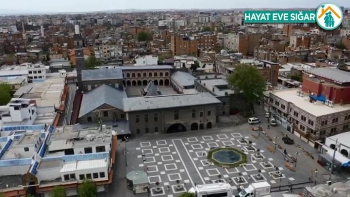 Diyarbakır'da sokaklar kısıtlamanın ikinci gününde de boş kaldı