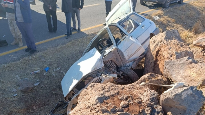 Diyarbakır'da trafik kazası: Bir ölü, 2 yaralı