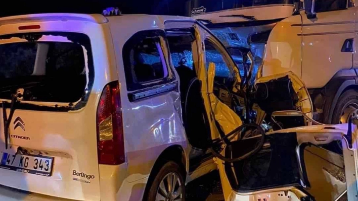 Diyarbakır'da zincirleme trafik kazası: 3 ölü, 2 yaralı