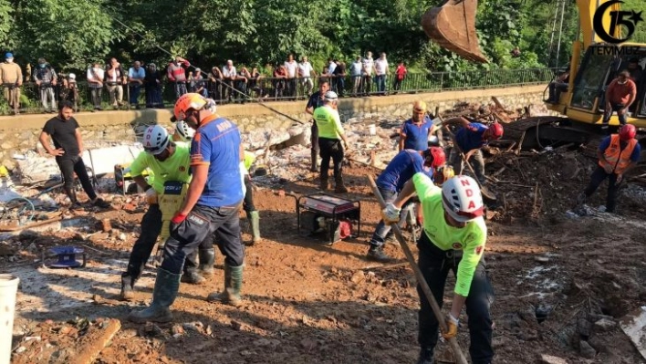 Diyarbakır'dan Rize'deki arama kurtarma çalışmalarına ekip gönderildi