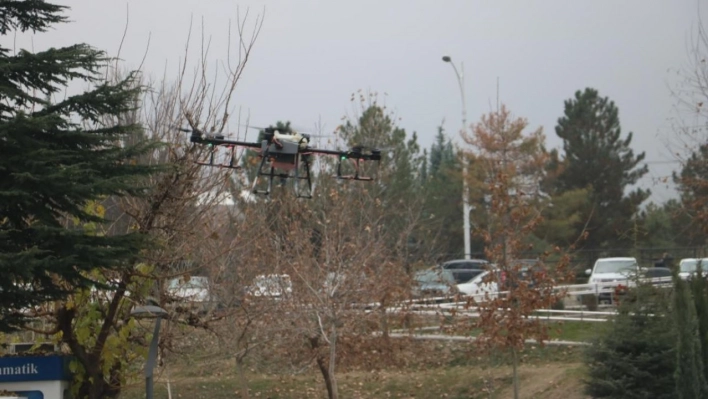 Tarım alanlarının yüzde 70'i dronlarla ilaçlanıyor