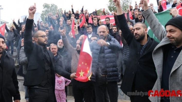 Doğu Türkistan'daki zulüm protesto edildi