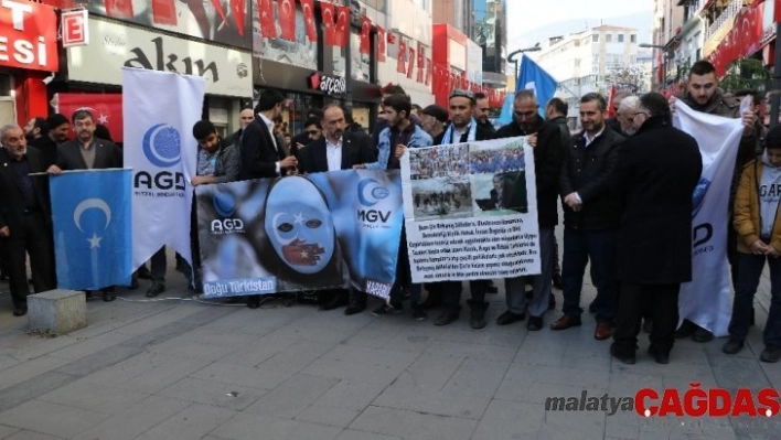 Doğu Türkistanlı Mahmut Erkin: '3 yıldır ailemle iletişime geçemedim'