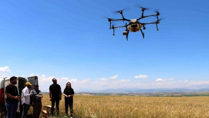 Dron teknolojisi çiftçiye kazandırıyor