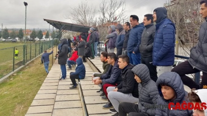 Düğerek Güneşspor taraftarının çağrısına cevap gecikmedi