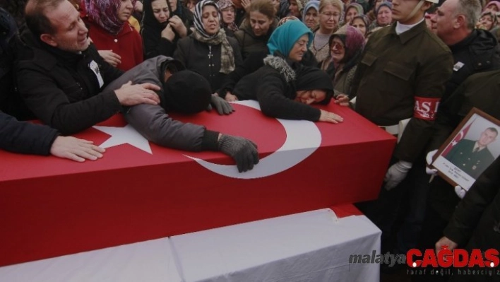 Edirne'li şehit son yolculuğuna uğurlandı