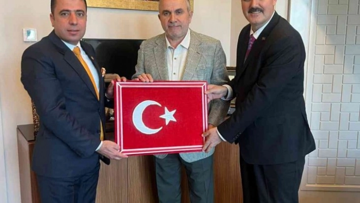 Ekremoğlu, Cumhurbaşkanı Başdanışmanı Ahmet Minder ile görüştü