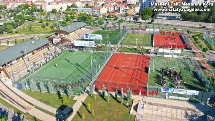 Elazığ Belediyesi yaz spor okulları açılış töreni gerçekleştirildi