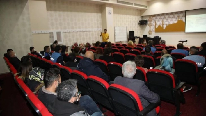 Elazığ Belediyesinden 'kadına yönelik şiddetle mücadele' semineri