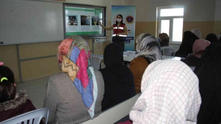 Elazığ'da 'En İyi Narkotik Polisi Anne Projesi'