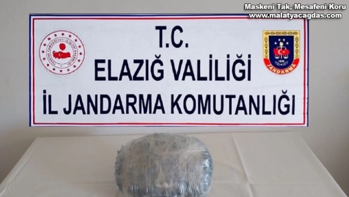 Elazığ'da 2,5 kilo esrar ele geçirildi