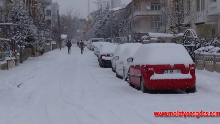 Elazığ'da 496 köy yolu ulaşıma kapandı