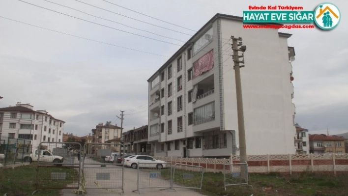 Elazığ'da, 5 katlı apartmana korona karantinası