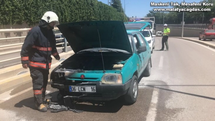 Elazığ'da araç yangını