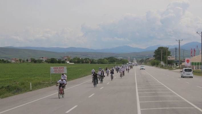 Elazığ'da Gençlik Haftası etkinliği kapsamında bisiklet yarışması yapıldı