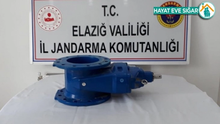 Elazığ'da içme suyu vanasını çalan şüpheli yakalandı