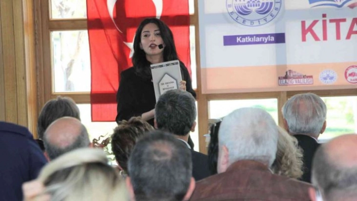 Elazığ'da ilk defa düzenlenen kitap müzayedesinin geliri, okul kütüphanesine harcanacak