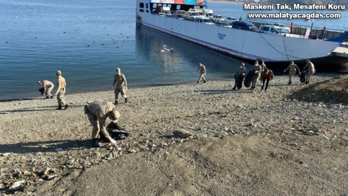 Elazığ'da jandarmadan çevre duyarlılığı