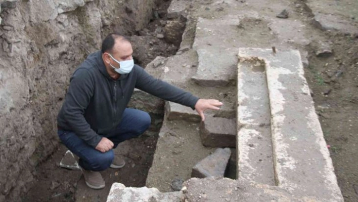 Elazığ'da kentsel dönüşüm kazılarında bulunan kilise gün yüzüne çıkıyor