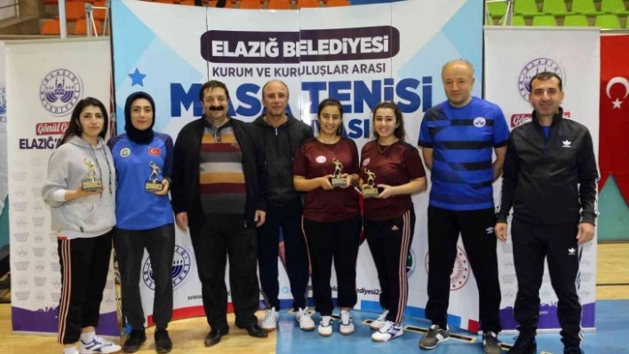 Elazığ'da masa tenisi turnuvası sona erdi