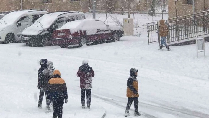 Elazığ'da okullara kar tatili