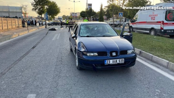 Elazığ'da otomobilin çarptığı yaşlı adam hayatını kaybetti