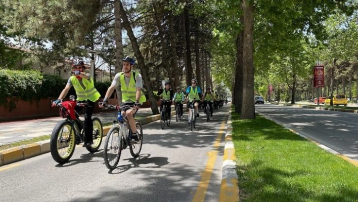 Elazığ'da pedallar bağımlılıktan uzak nesiller için çevrildi