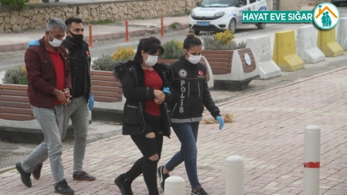 Elazığ'da poşet poşet esrarla yakalanan 2 şüpheli tutuklandı