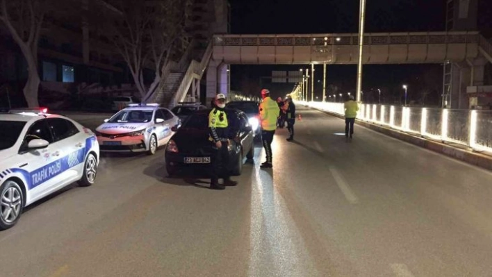 Elazığ'da trafik kontrolü