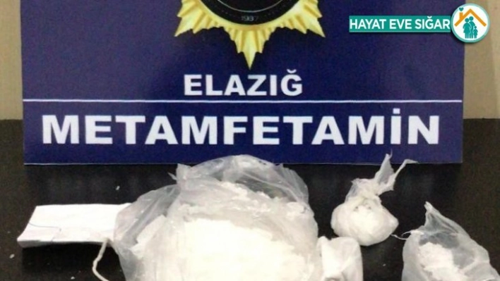 Elazığ'da uyuşturucuyu atıp kaçmaya çalışan şüpheli tutuklandı