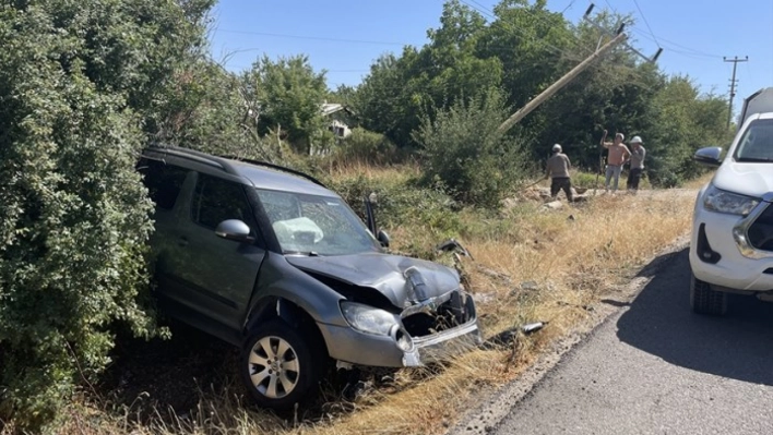 Elazığ'daki trafik kazasında 4 kişi yaralandı