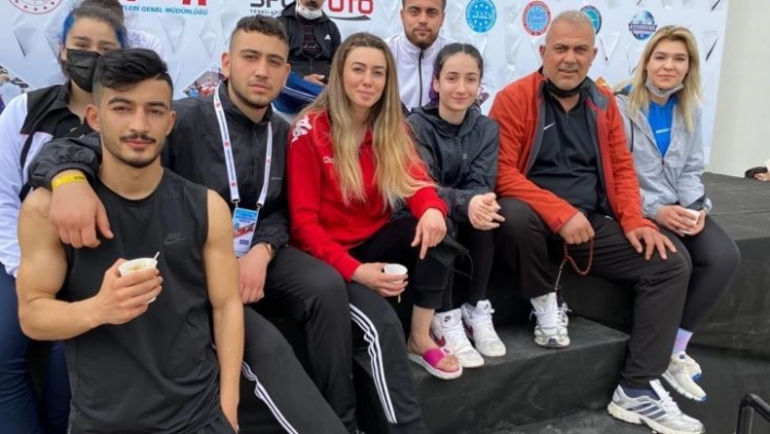 Elazığ'dan 3 sporcu Dünya Kick Boks Şampiyonası'nda