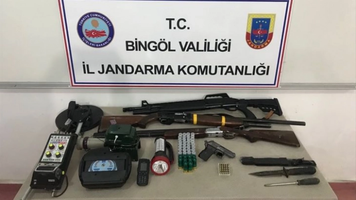 Bingöl'de kaçak kazı operasyonu 7 kişi gözaltına alındı