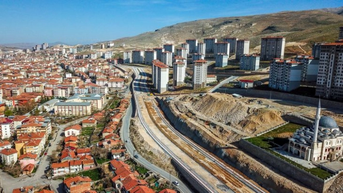 Malatya'da kuşak yollarının yapımı devam ediyor