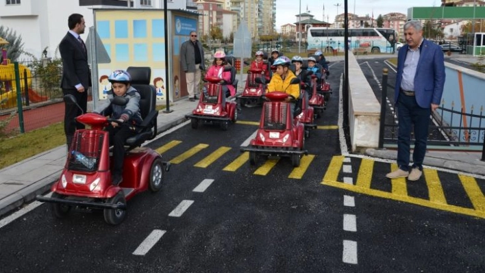 Çocuklarımıza Trafik Bilincini Aşılamaya Çalışıyoruz