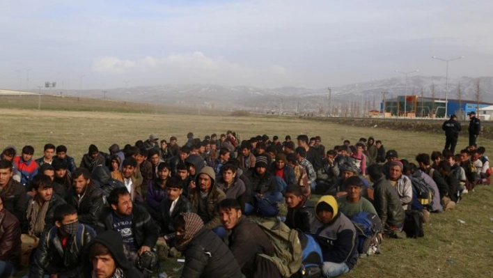 Erzurum'da 194 kaçak göçmen yakalandı