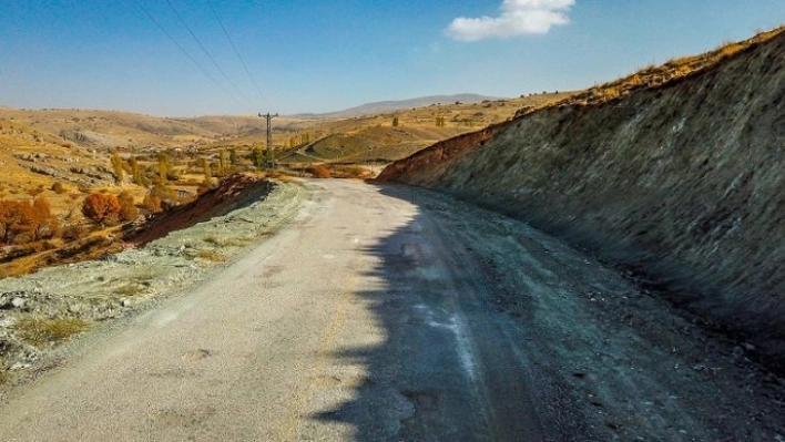 3 Metrelik Yol  10 Metreye Çıkarılıyor