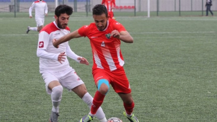 İnönü Üniversitesispor: 1 - Şehit Kamil Belediyespor: 3