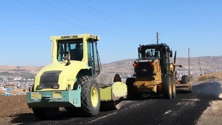 Elazığ İl Özel İdaresi Çalışmalarını Sürdürüyor