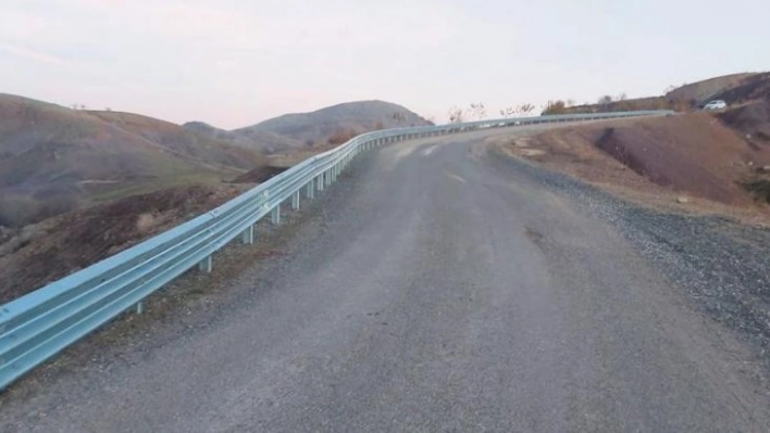 Elazığ İl Özel İdaresi ekipleri çalışmalarını sürdürüyor