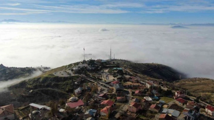 Elazığ sis denizinde kayboldu, eşsiz görüntüler oluştu