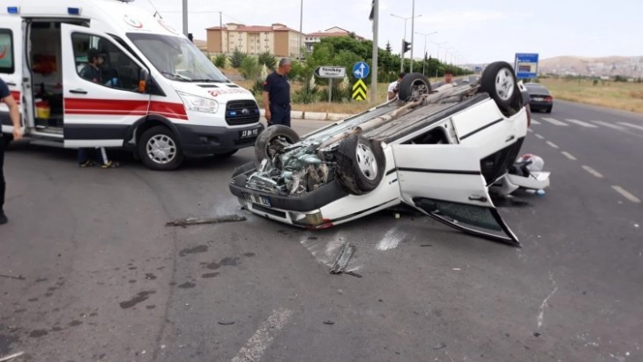 Elazığ'da otomobil takla attı: 1 yaralı