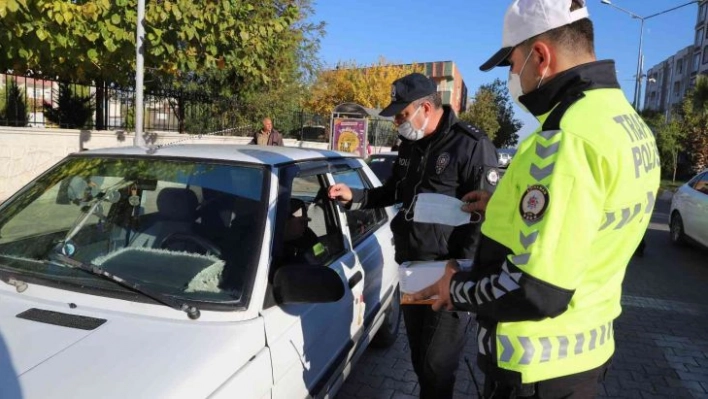 Emniyetin uygulaması sürücülerden tam not aldı