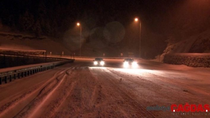 Erciyes'te kar yağışı etkili oldu