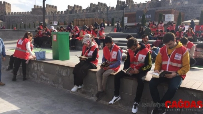 Erciyes Üniversitesi Genç Kızılay Kulüp Başkanı Melih Kamış: